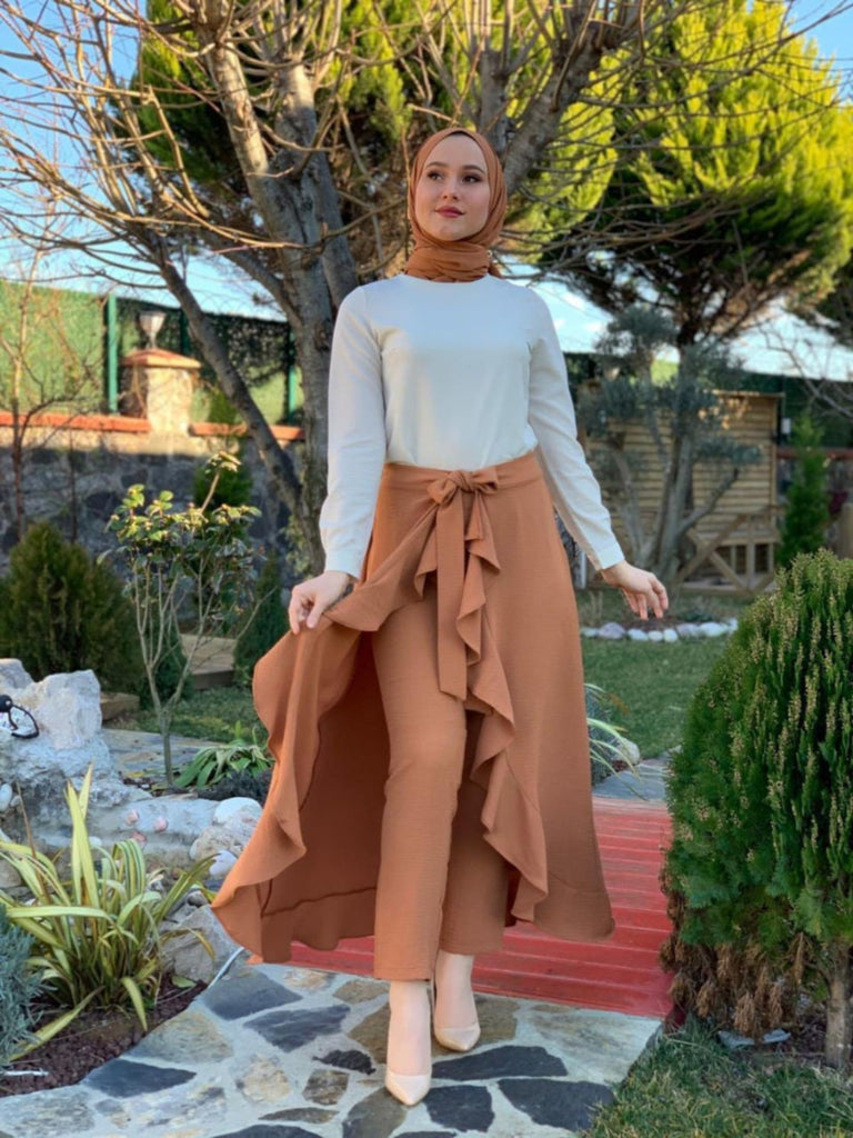 TAN TROUSERS AND SHIRTS SET