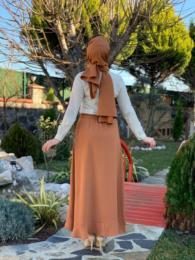 TAN TROUSERS AND SHIRTS SET