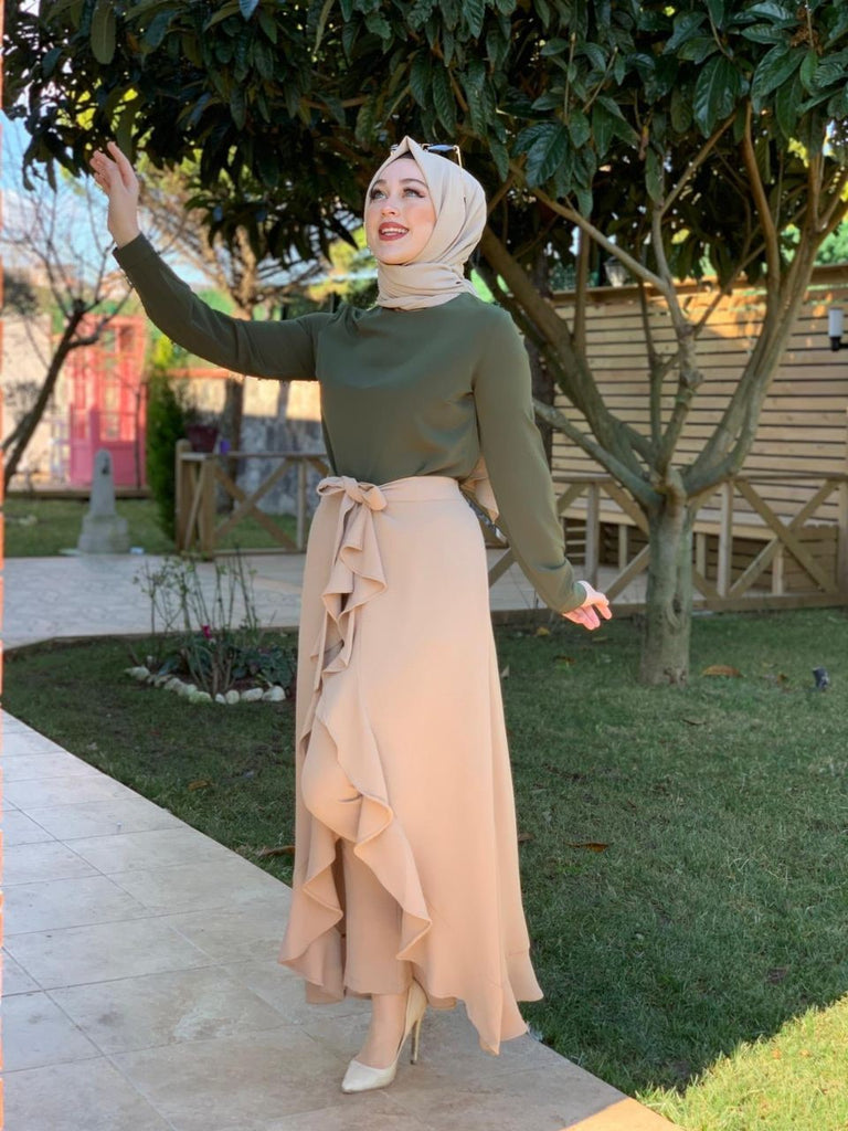 TROUSERS AND  SHIRTS SET