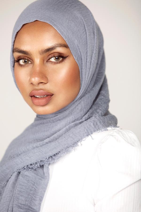 Light Grey Crinkle Hijab
